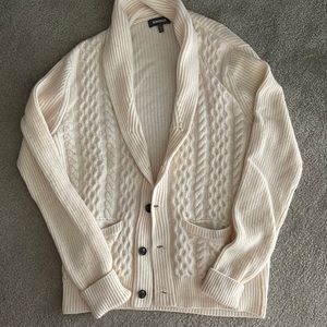 Ecru Men’s cardigan. Size M.